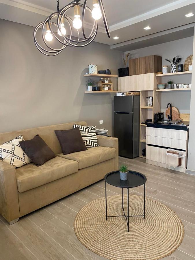 Qerret Boutique Studio Apartment Голем Экстерьер фото