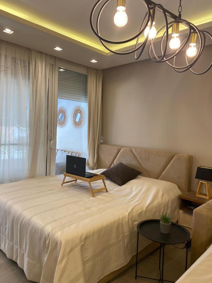 Qerret Boutique Studio Apartment Голем Экстерьер фото