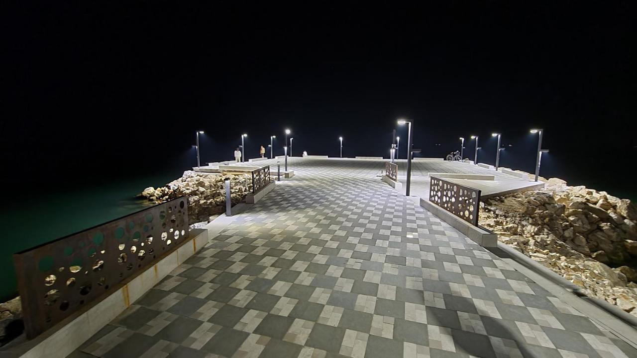 Qerret Boutique Studio Apartment Голем Экстерьер фото